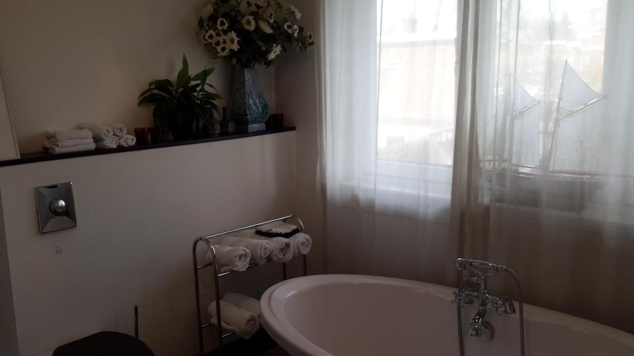 Place 2 Be Bed and Breakfast Eindhoven Exterior foto